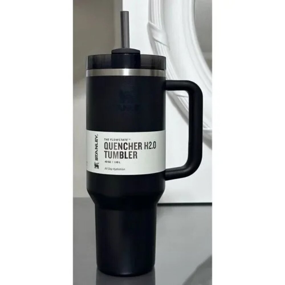 Stanley Quencher H2.0 FlowState Tumbler 40oz, BLACK 2.0‎